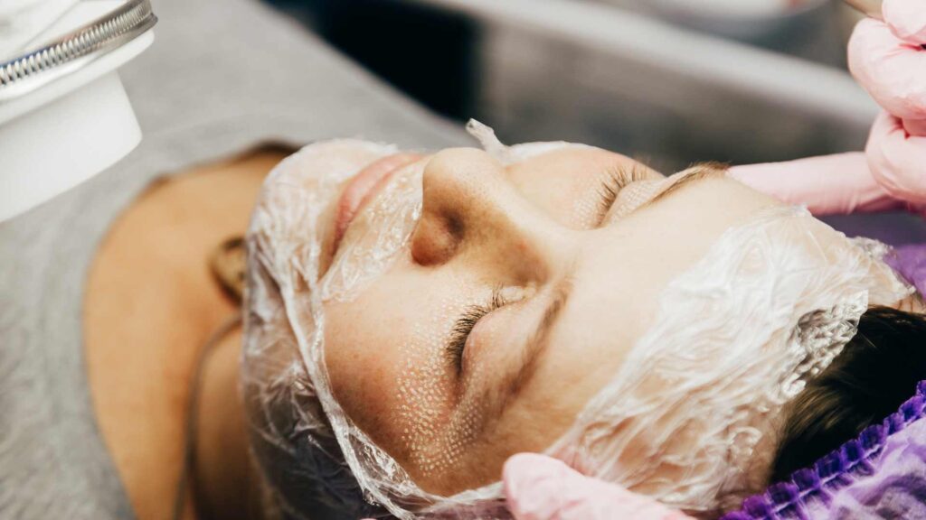 Beyond the Surface: How CO2 Fractional Laser Impacts Deeper Skin Layers for Lasting Results
